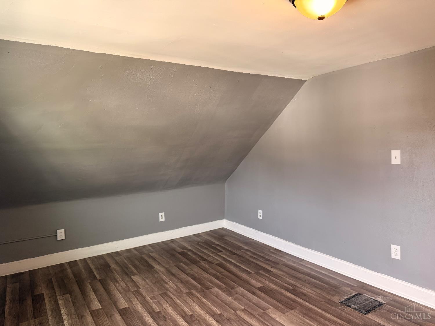 1015 Purcell Avenue, Cincinnati, OH, 45205 — photo 36