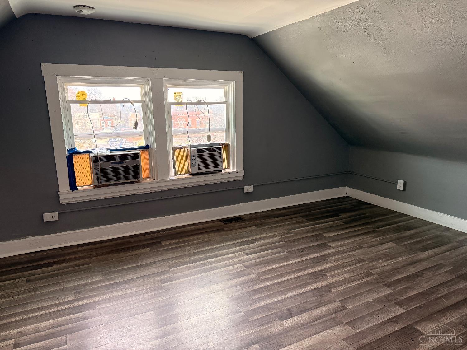 1015 Purcell Avenue, Cincinnati, OH, 45205 — photo 37