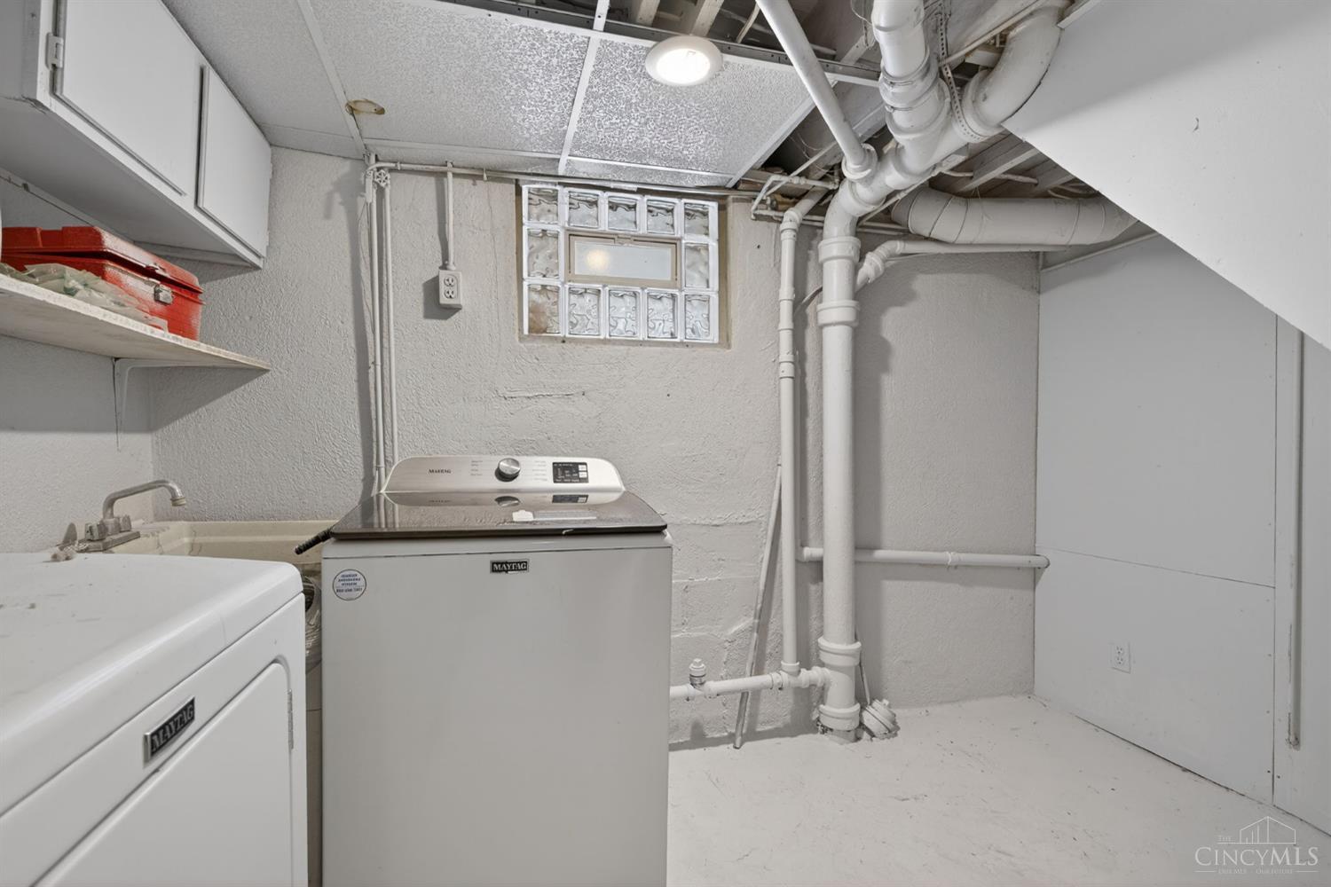 Homes for sale in Springfield Twp., OH | 1763 Springdale Rd, Springfield Twp., OH 45231 | MLS# 1858873