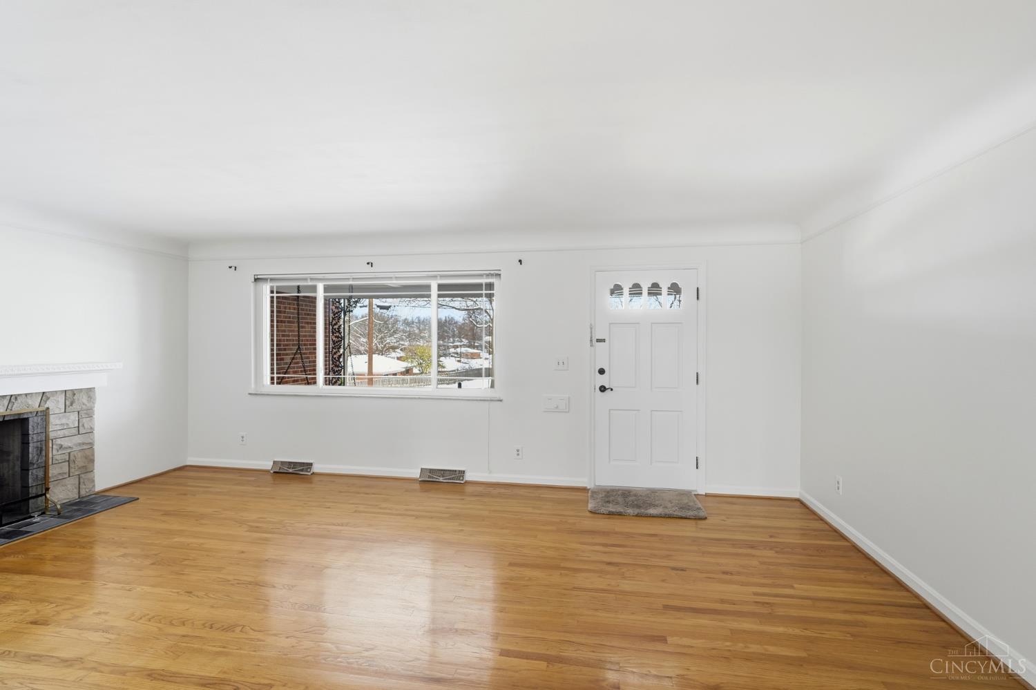 Homes for sale in Cincinnati, OH | 2043 Blue Bell Dr, Cincinnati, OH 45224 | MLS# 1863467