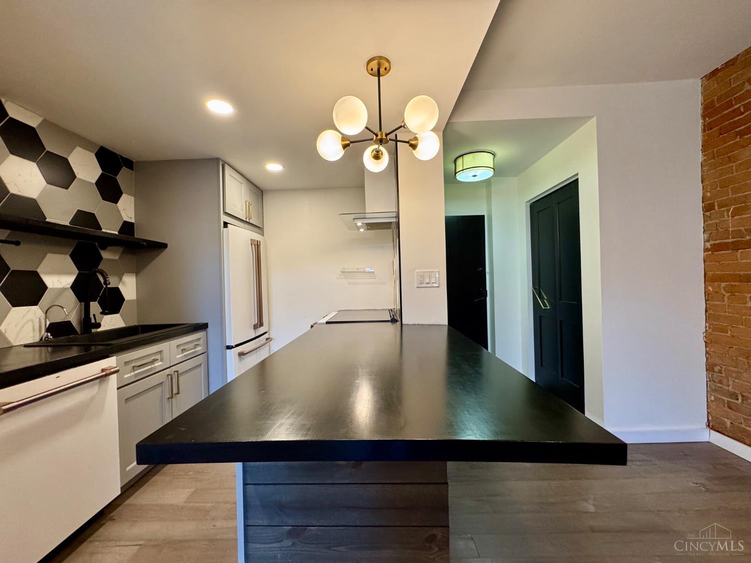 412 Liberty Hill #1B, Cincinnati, OH, 45202 — photo 25
