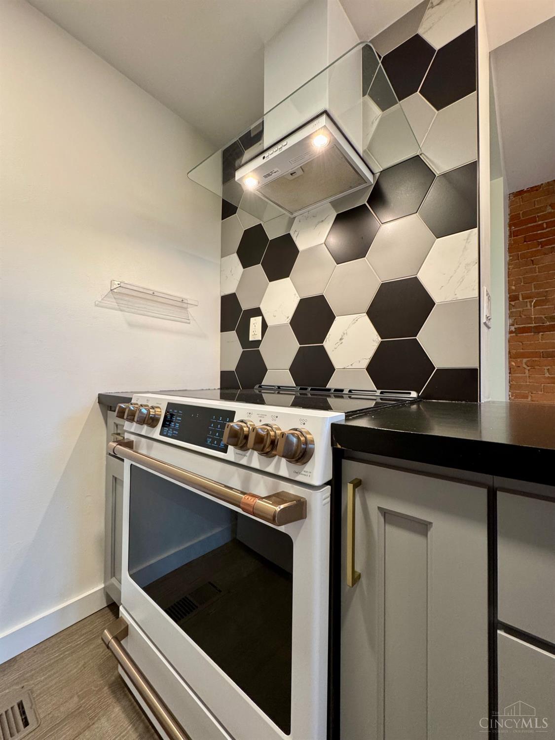 412 Liberty Hill #1B, Cincinnati, OH, 45202 — photo 21
