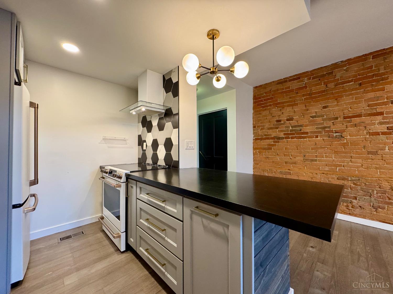 412 Liberty Hill #1B, Cincinnati, OH, 45202 — photo 18