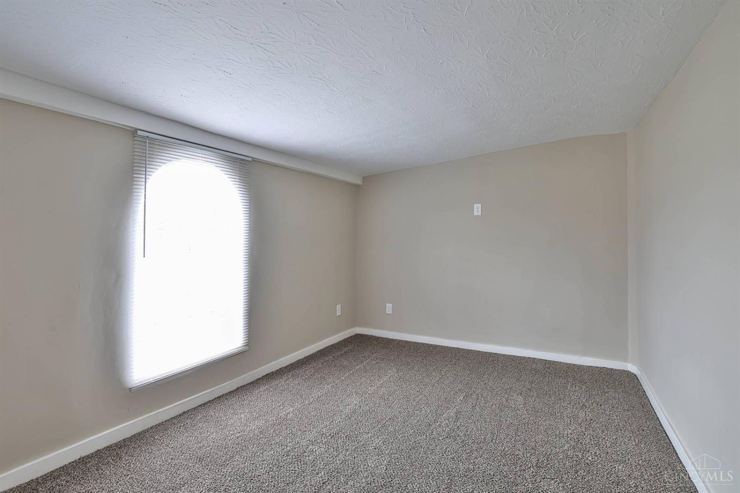 Homes for sale in Middletown, OH | 1309 Oxford State Rd, Middletown, OH 45044 | MLS# 1863862