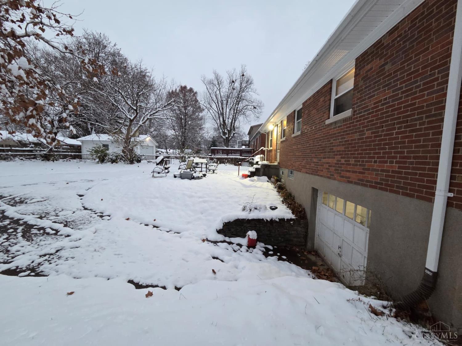 Homes for sale in Colerain Twp, OH | 2806 Breezy Way, Colerain Twp, OH 45239 | MLS# 1864069