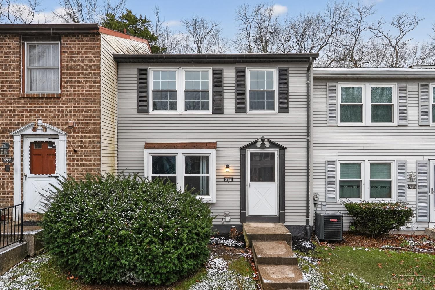 Homes for sale in Batavia, OH | 4553 Treeview Ct, Batavia, OH 45103 | MLS# 1864182