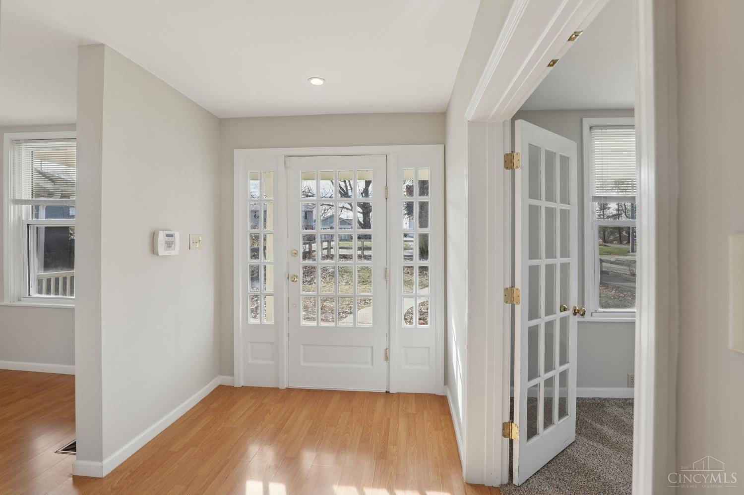 Homes for sale in Cincinnati, OH | 4046 Boomer Rd, Cincinnati, OH 45247 | MLS# 1863481