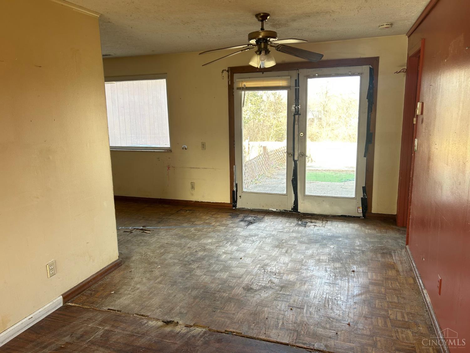 Homes for sale in Delhi Twp, OH | 287 Shaker Ct, Delhi Twp, OH 45238 | MLS# 1864499