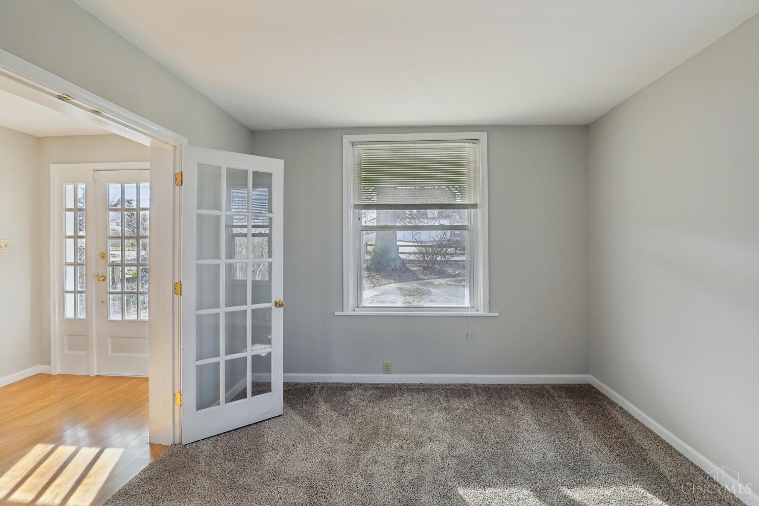 Homes for sale in Cincinnati, OH | 4046 Boomer Rd, Cincinnati, OH 45247 | MLS# 1863481