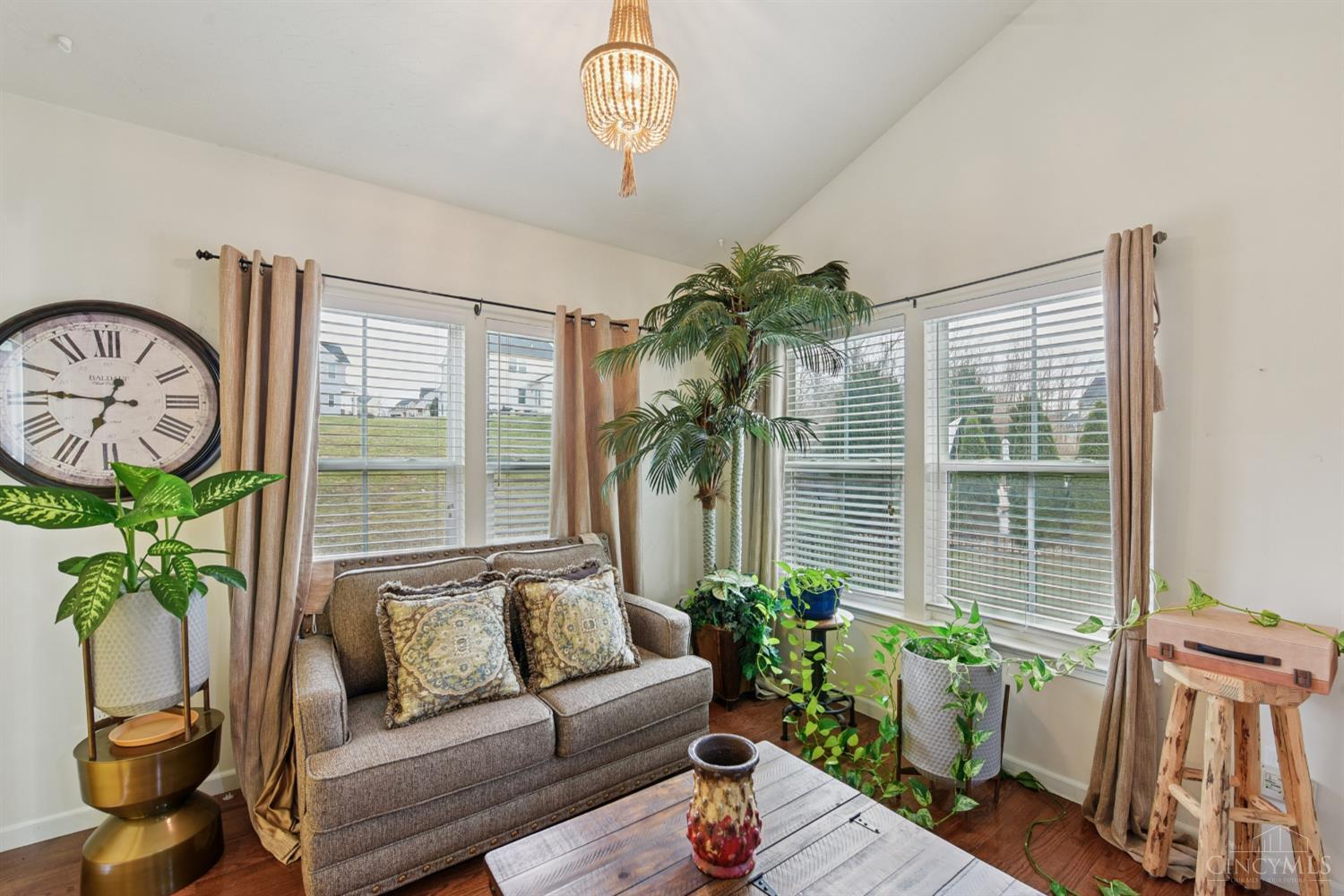 Homes for sale in Colerain Twp, OH | 7970 Valley Crossing Dr, Colerain Twp, OH 45247 | MLS# 1864517