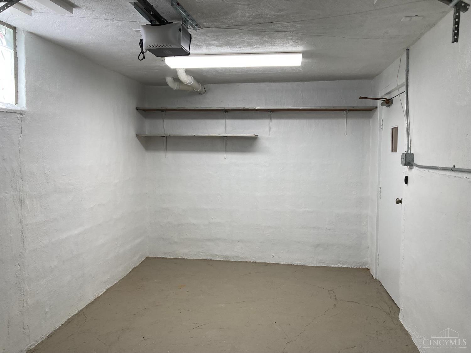 Homes for sale in Cincinnati, OH | 1418 Covedale Ave, Cincinnati, OH 45238 | MLS# 1864574