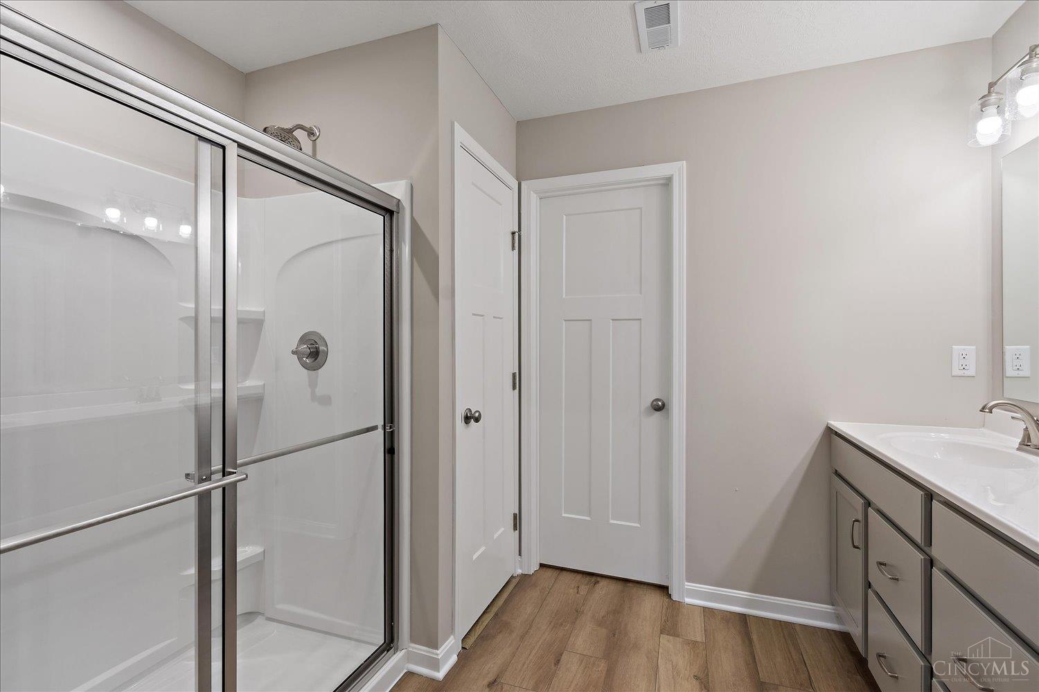 301 Parkview Lane #90301, Miami Twp, OH, 45150 — photo 20