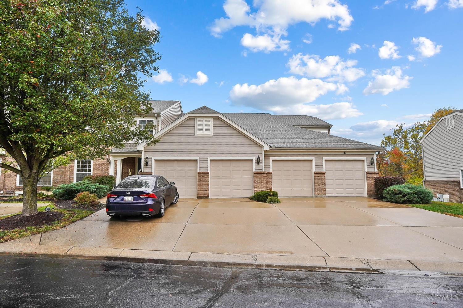 Homes for sale in Springfield Twp., OH | 720 Castlegate Ln #203, Springfield Twp., OH 45231 | MLS# 1864789