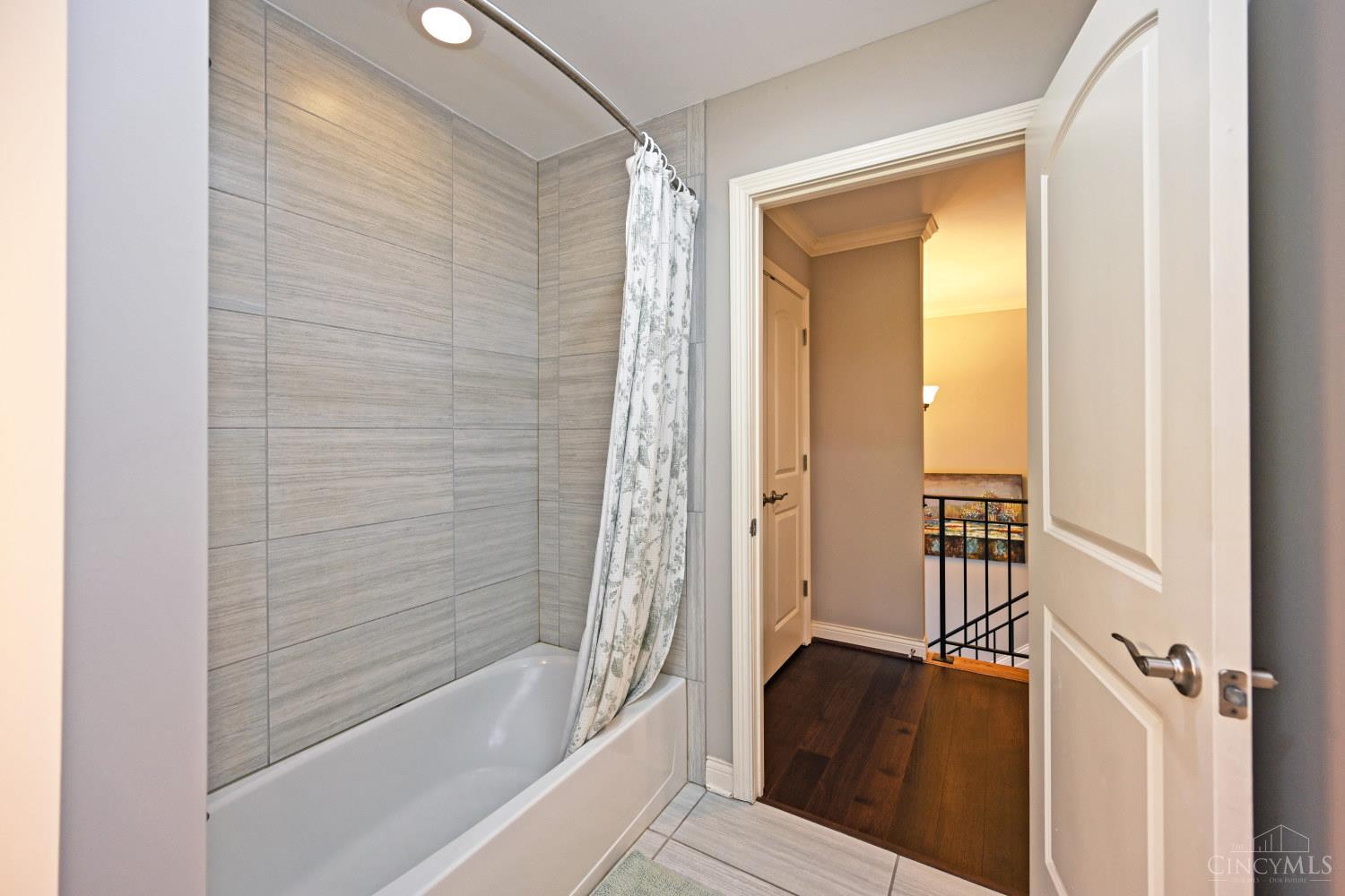 5349 Grand Vista Court, Cincinnati, OH, 45227 — photo 38