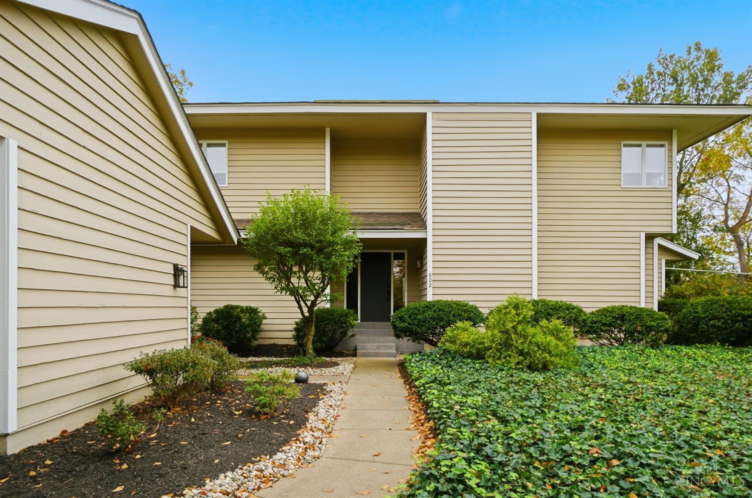 Homes for sale in Mason, OH | 602 Bunker Ln, Mason, OH 45040 | MLS# 1864878