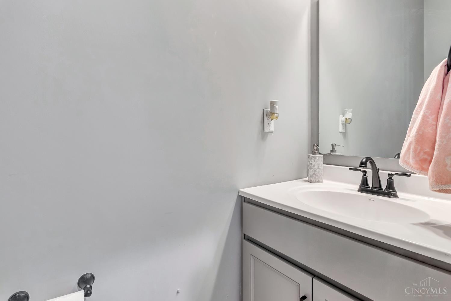 5817 Montrose Court, Hamilton Twp, OH, 45152 — photo 20