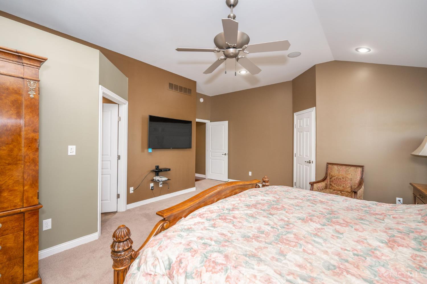 1379 Shaker Run Boulevard, Turtle Creek Twp, OH, 45036 — photo 44
