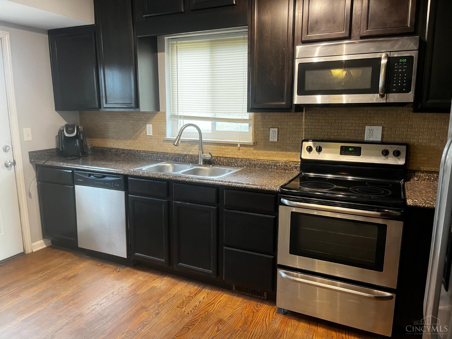 Homes for sale in Delhi Twp, OH | 5314 Alvera Dr, Delhi Twp, OH 45238 | MLS# 1866080