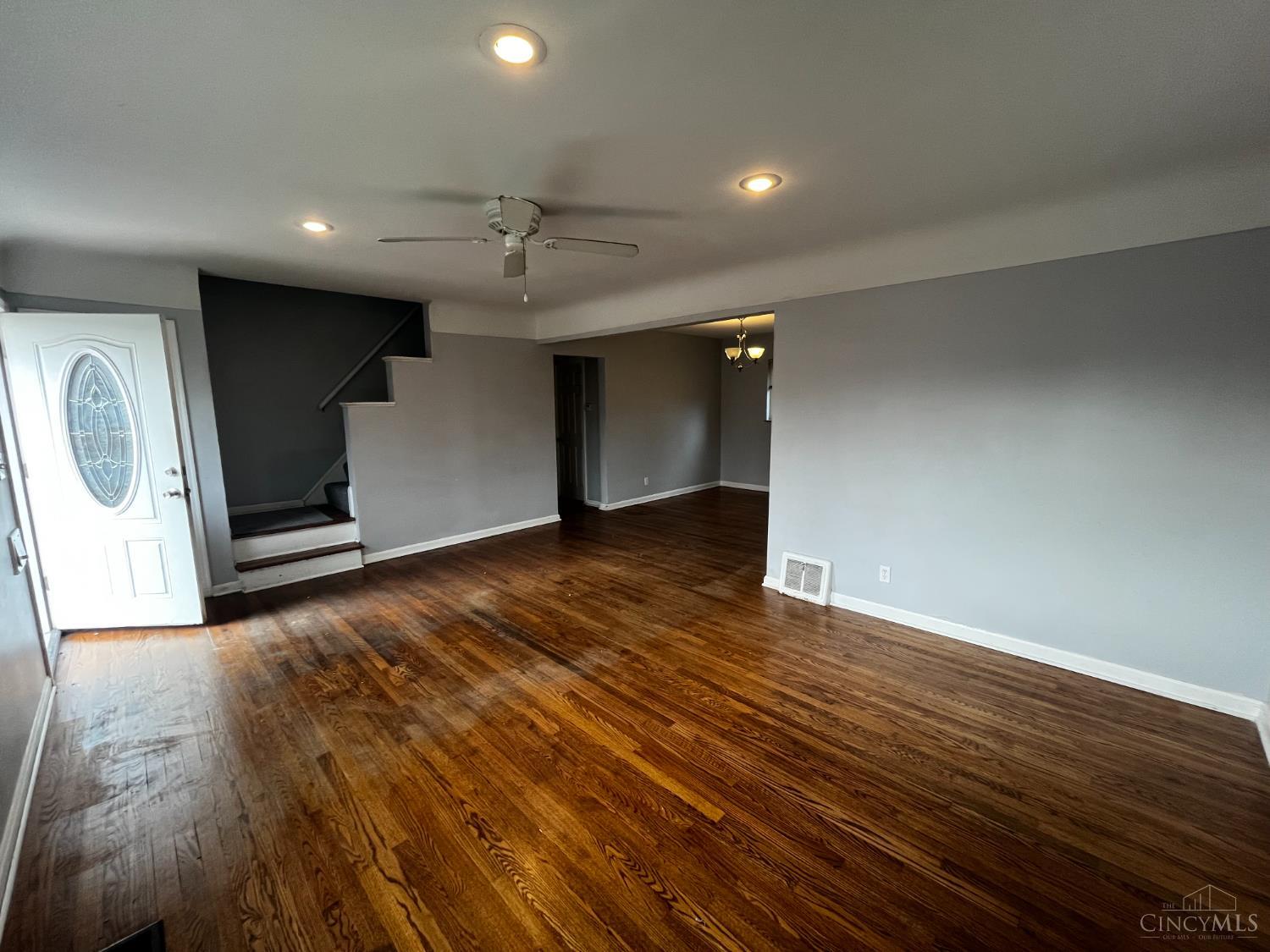 Homes for sale in Delhi Twp, OH | 5314 Alvera Dr, Delhi Twp, OH 45238 | MLS# 1866080