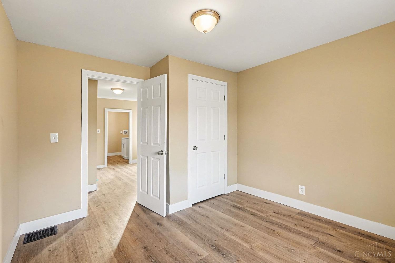 321 Southern Avenue, Reading, OH, 45215