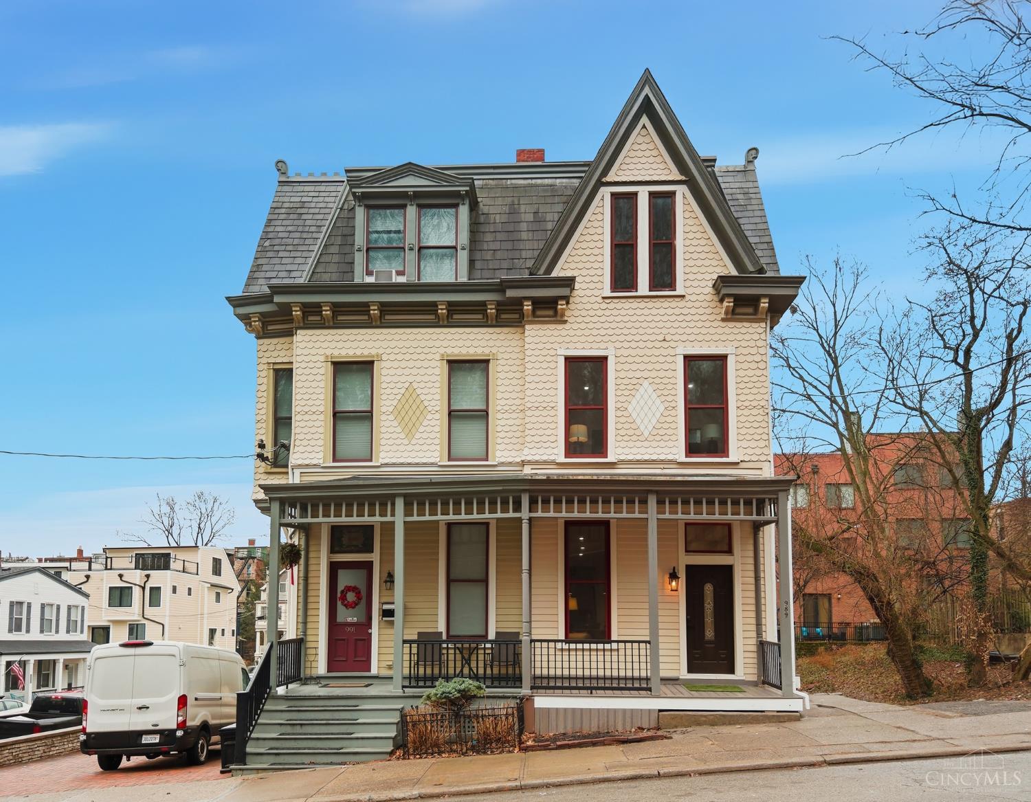 Homes for sale in Cincinnati, OH | 989 Parkside Cir, Cincinnati, OH 45202 | MLS# 1866250