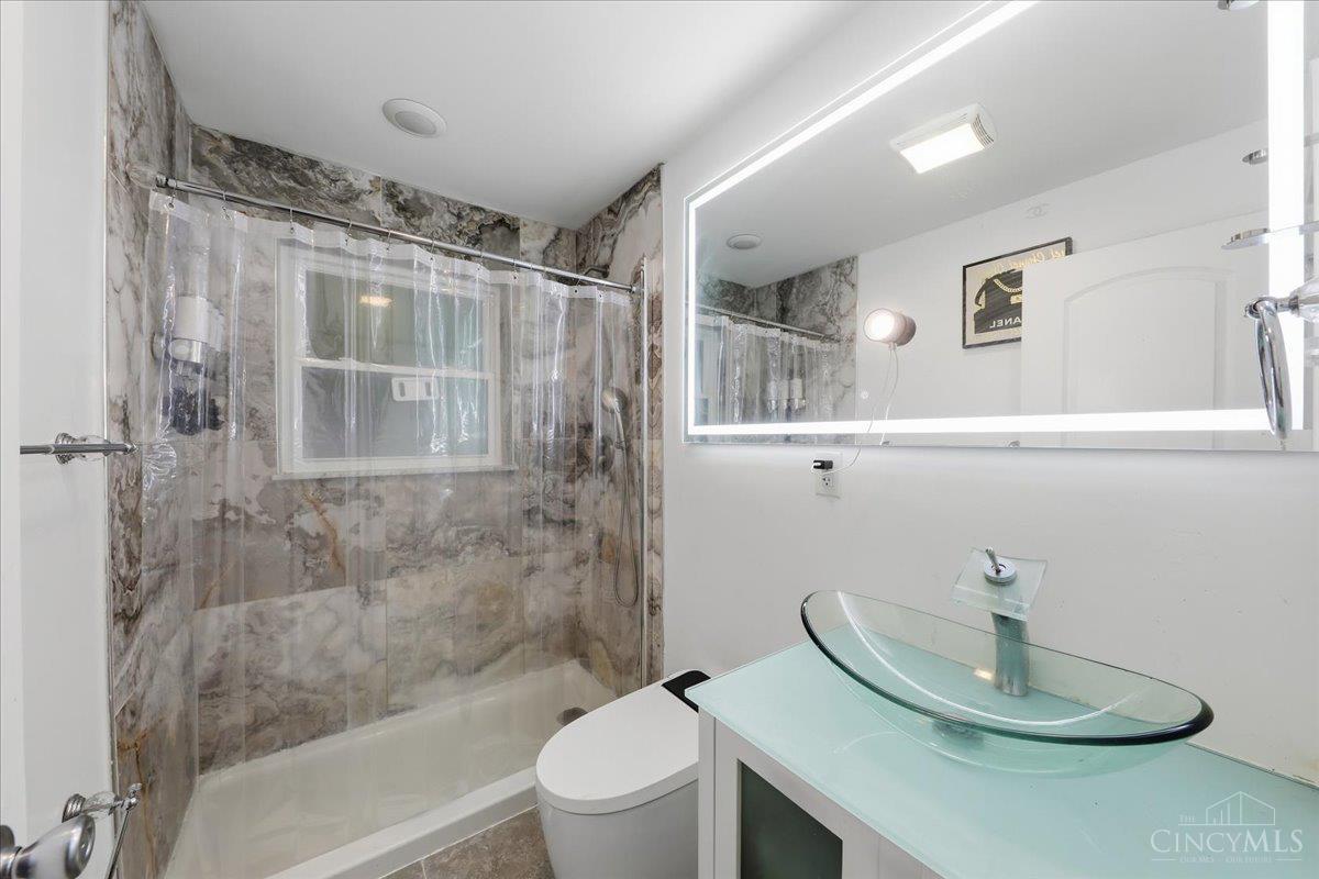 9287 Coogan Drive, Colerain Twp, OH, 45231 — photo 13