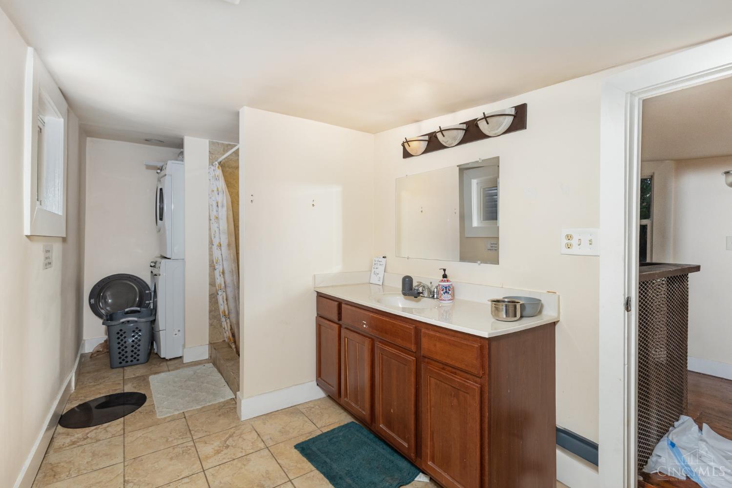 760 Straight Street, Cincinnati, OH, 45214 — photo 9