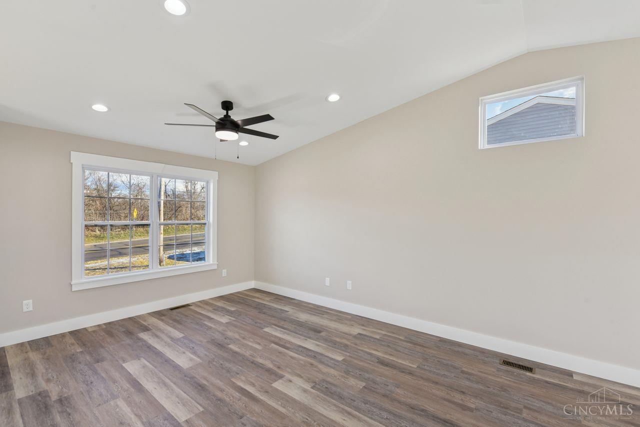 Homes for sale in Springfield Twp., OH | 1123 Compton, Springfield Twp., OH 45231 | MLS# 1866554