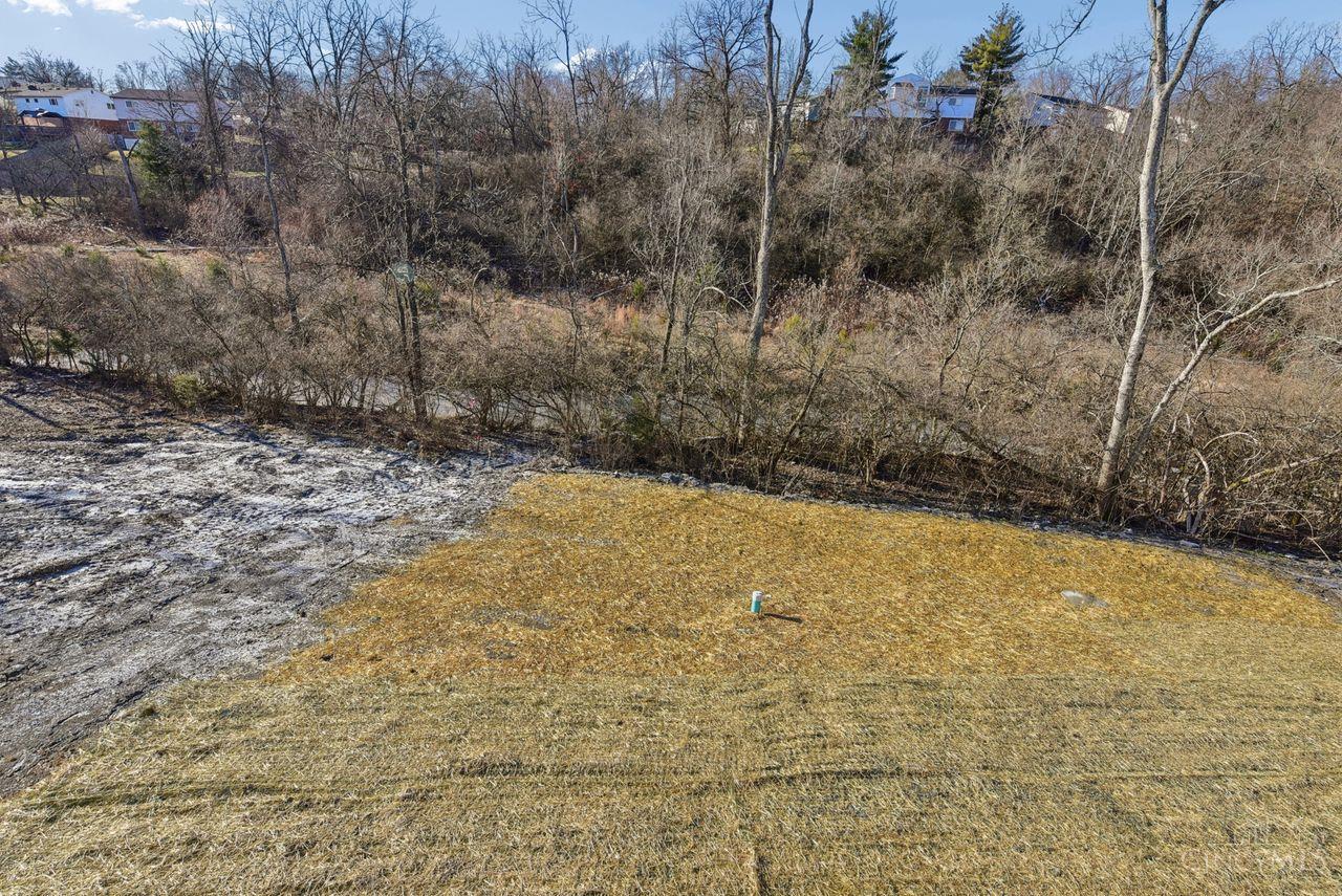 Homes for sale in Springfield Twp., OH | 1123 Compton, Springfield Twp., OH 45231 | MLS# 1866554