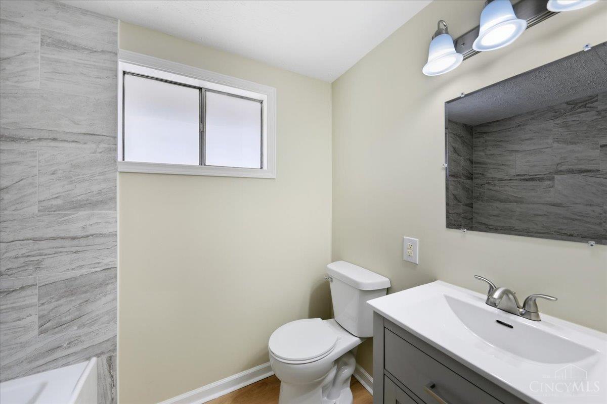 12130 Lakefront Drive, Paint Twp, OH, 45133