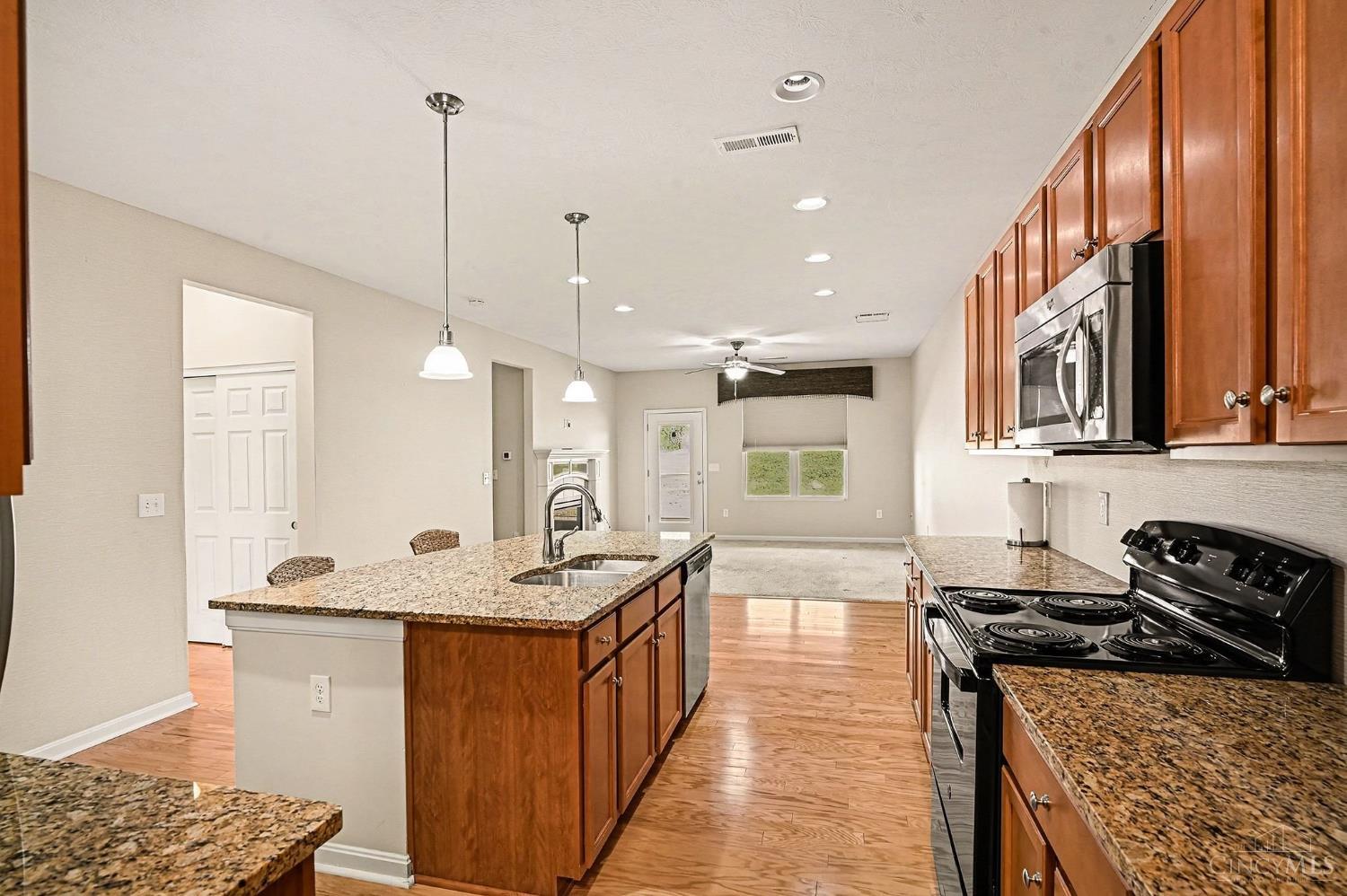 Homes for sale in Pierce Twp, OH | 185 Woodside Park Dr #8B, Pierce Twp, OH 45102 | MLS# 1866144