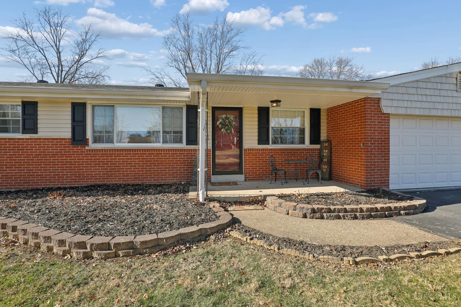 Homes for sale in Miami Twp, OH | 5695 Mellie Ln, Miami Twp, OH 45150 | MLS# 1867064