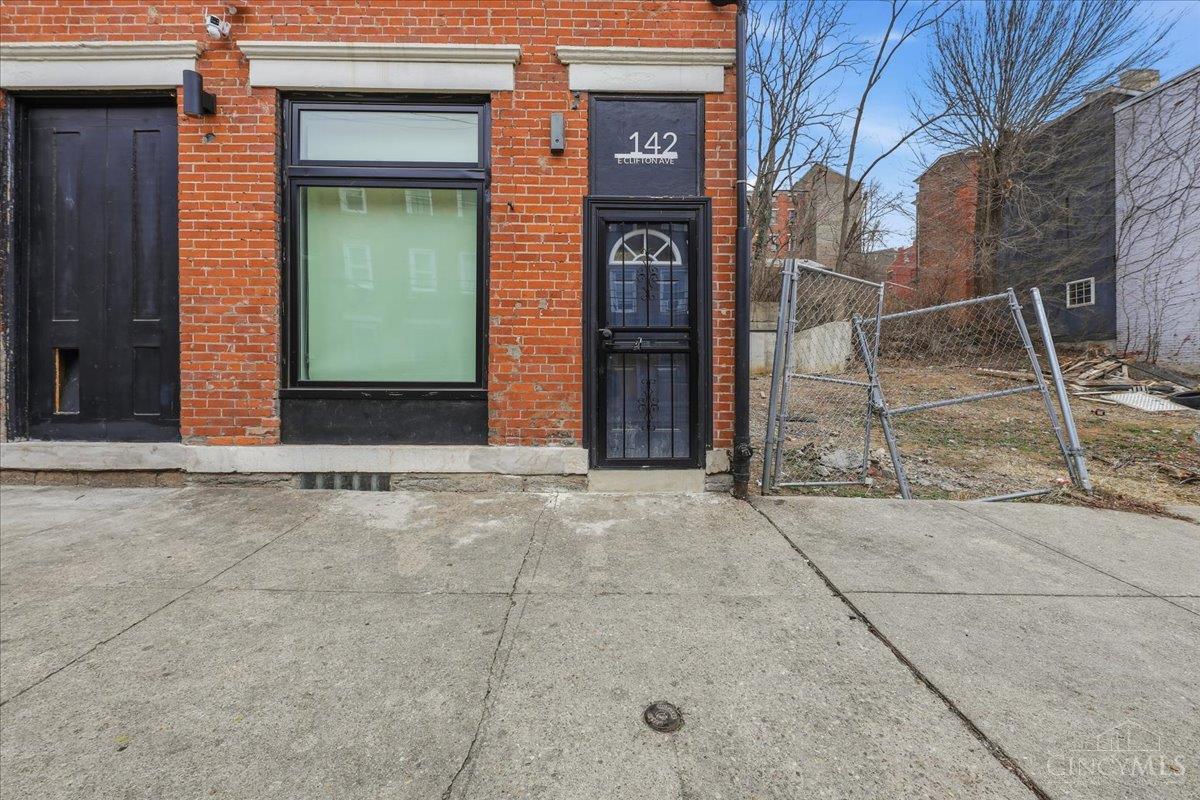 142 Clifton Avenue, Cincinnati, OH, 45202 — photo 3