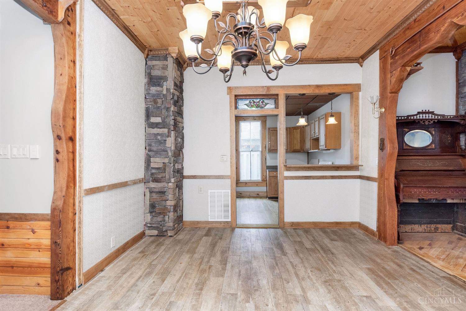203 Main Street, Blanchester, OH, 45107 — photo 10