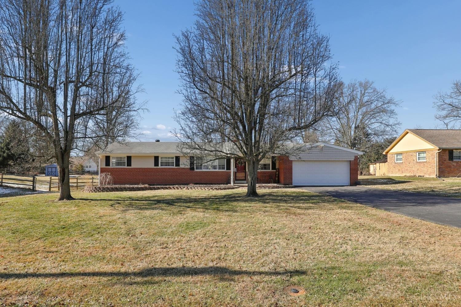 Homes for sale in Miami Twp, OH | 5695 Mellie Ln, Miami Twp, OH 45150 | MLS# 1867064