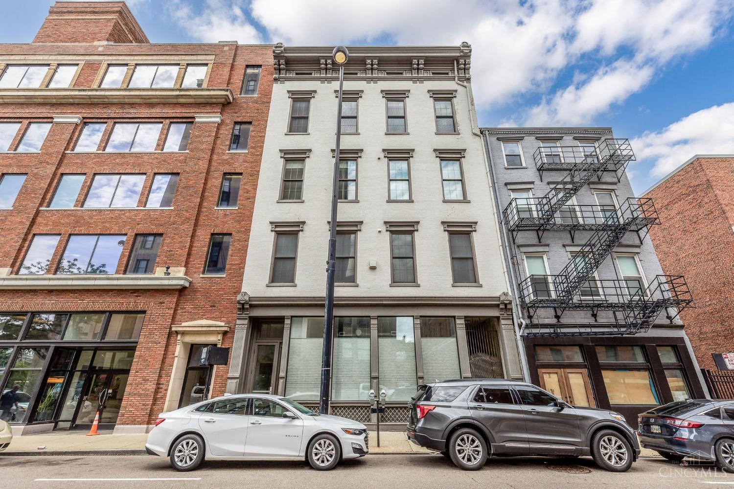 813 Broadway Street #102, Cincinnati, OH, 45202
