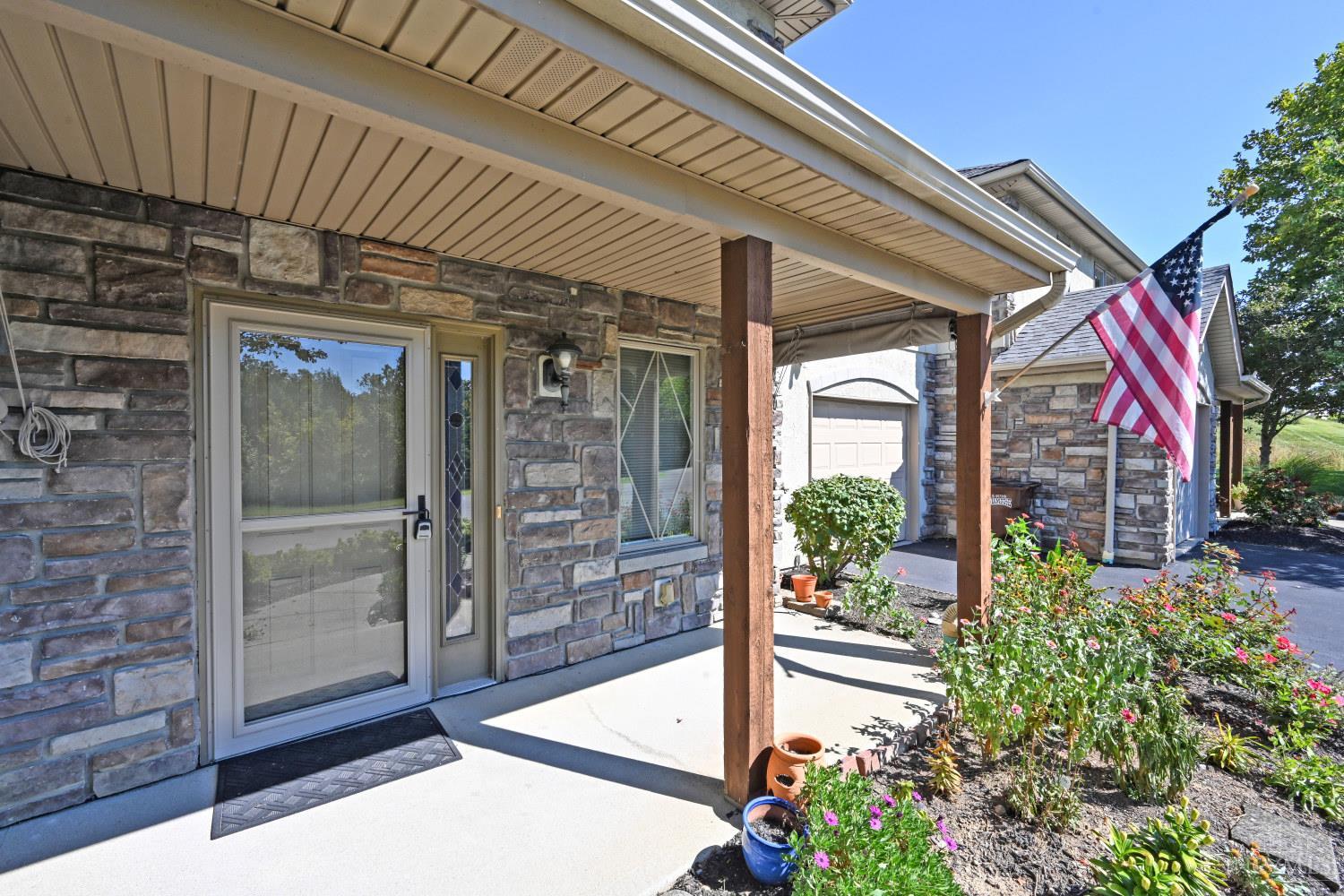 Homes for sale in Springdale, OH | 228 Edinburgh Ln, Springdale, OH 45246 | MLS# 1867454