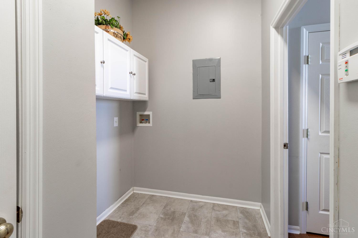 Homes for sale in Mason, OH | 3807 Sandtrap Cir, Mason, OH 45040 | MLS# 1866125