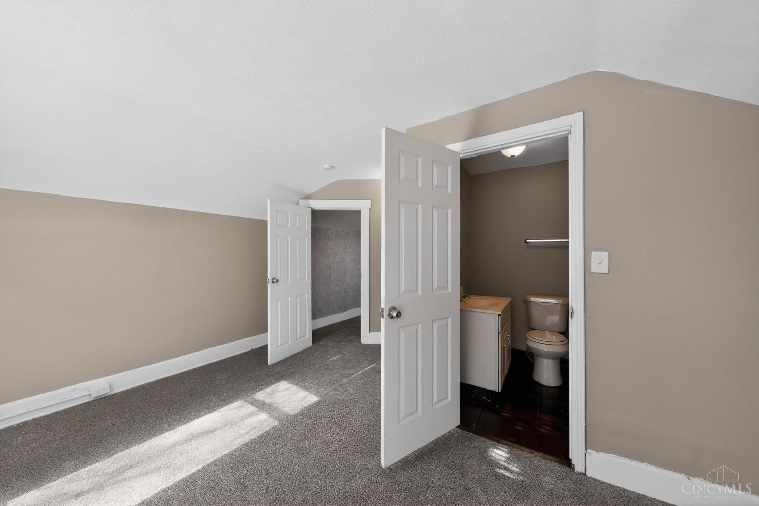 1763 Hanfield Street, Cincinnati, OH, 45223 — photo 9