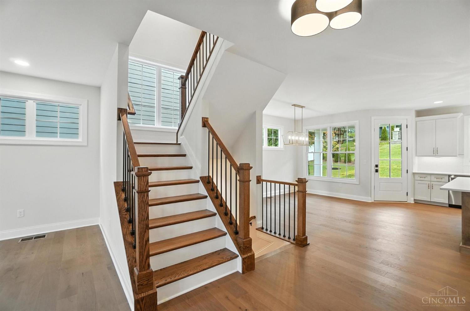 7834 Laurel Avenue, Madeira, OH, 45243 — photo 16