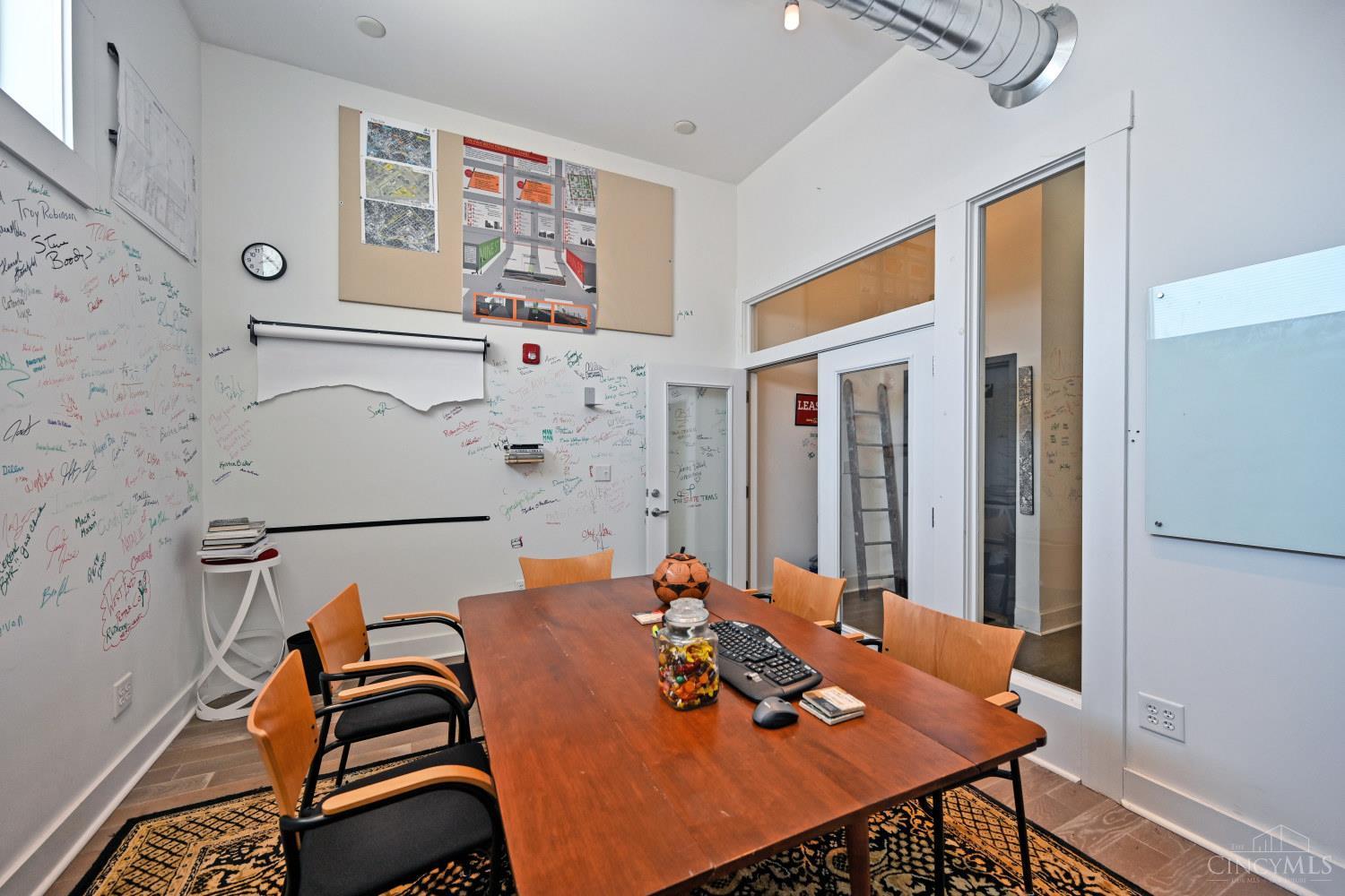 1710 Elm Street #1, Cincinnati, OH, 45202 — photo 11