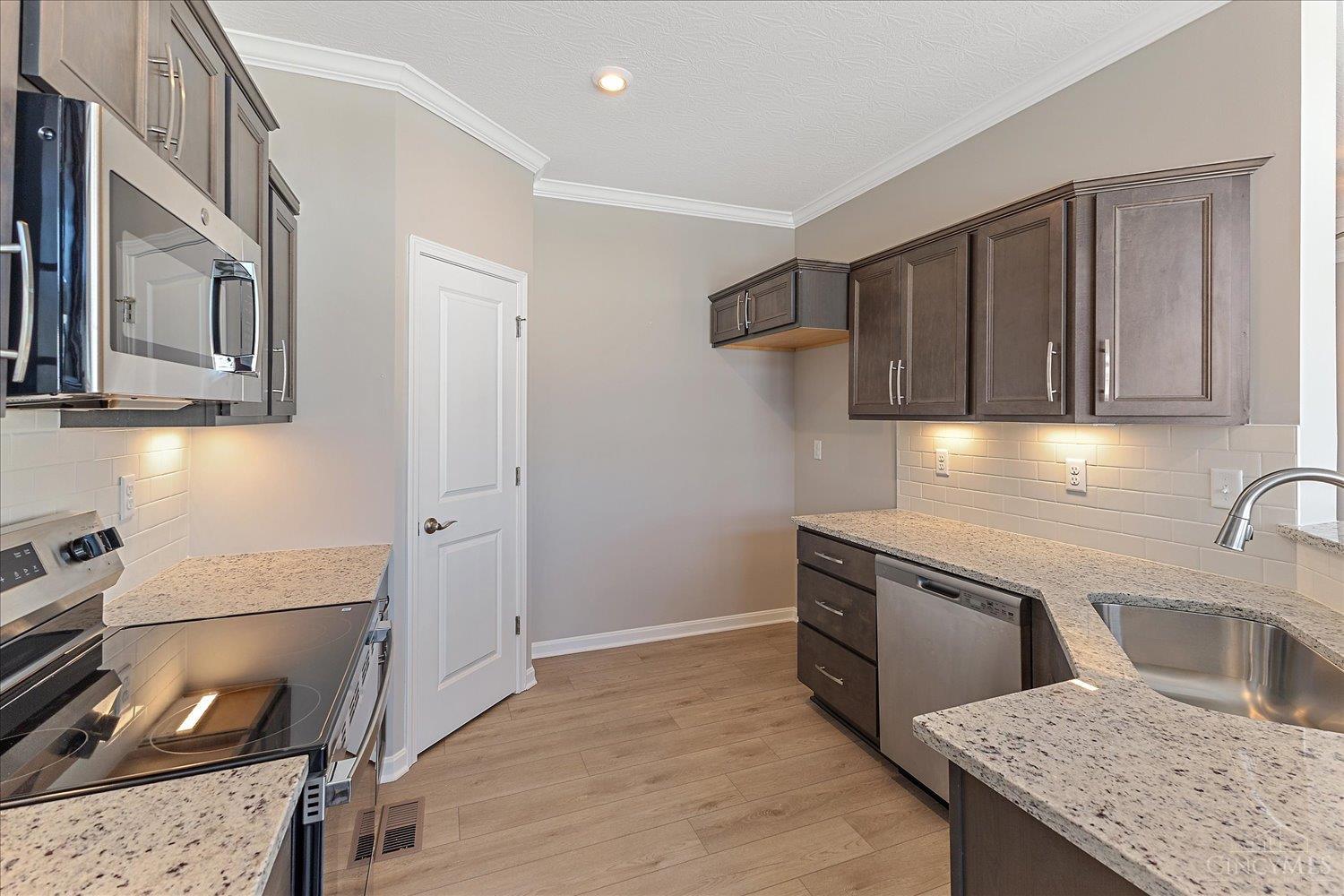 Homes for sale in Turtle Creek Twp, OH | 5358 Augusta Dr #10202, Turtle Creek Twp, OH 45036 | MLS# 1841434