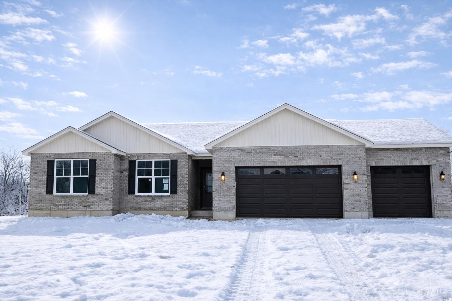 Homes for sale in Ross Twp, OH | 3586 Longhorn Dr, Ross Twp, OH 45013 | MLS# 1860170