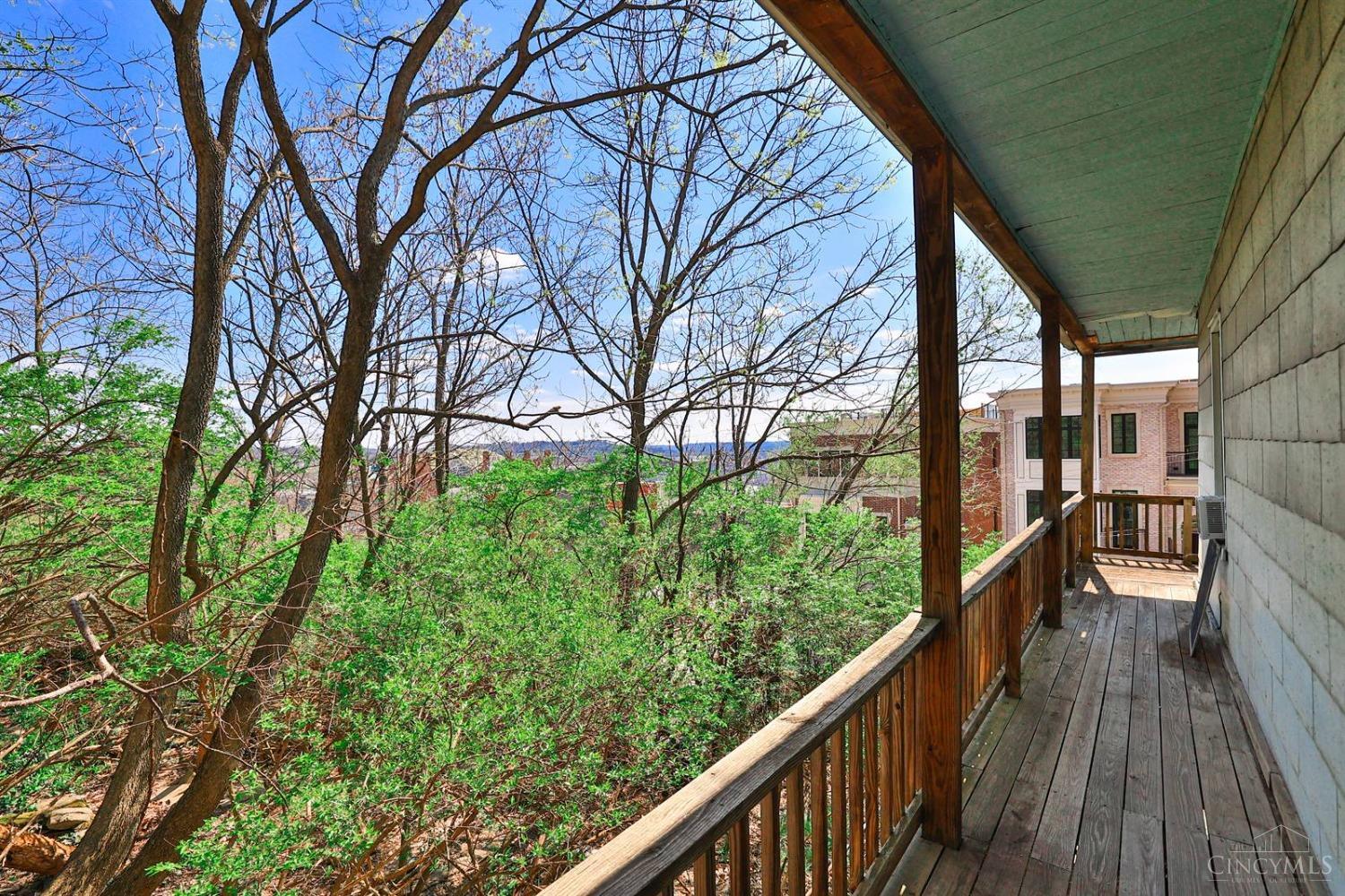 330 Oregon Street, Cincinnati, OH, 45202 — photo 5