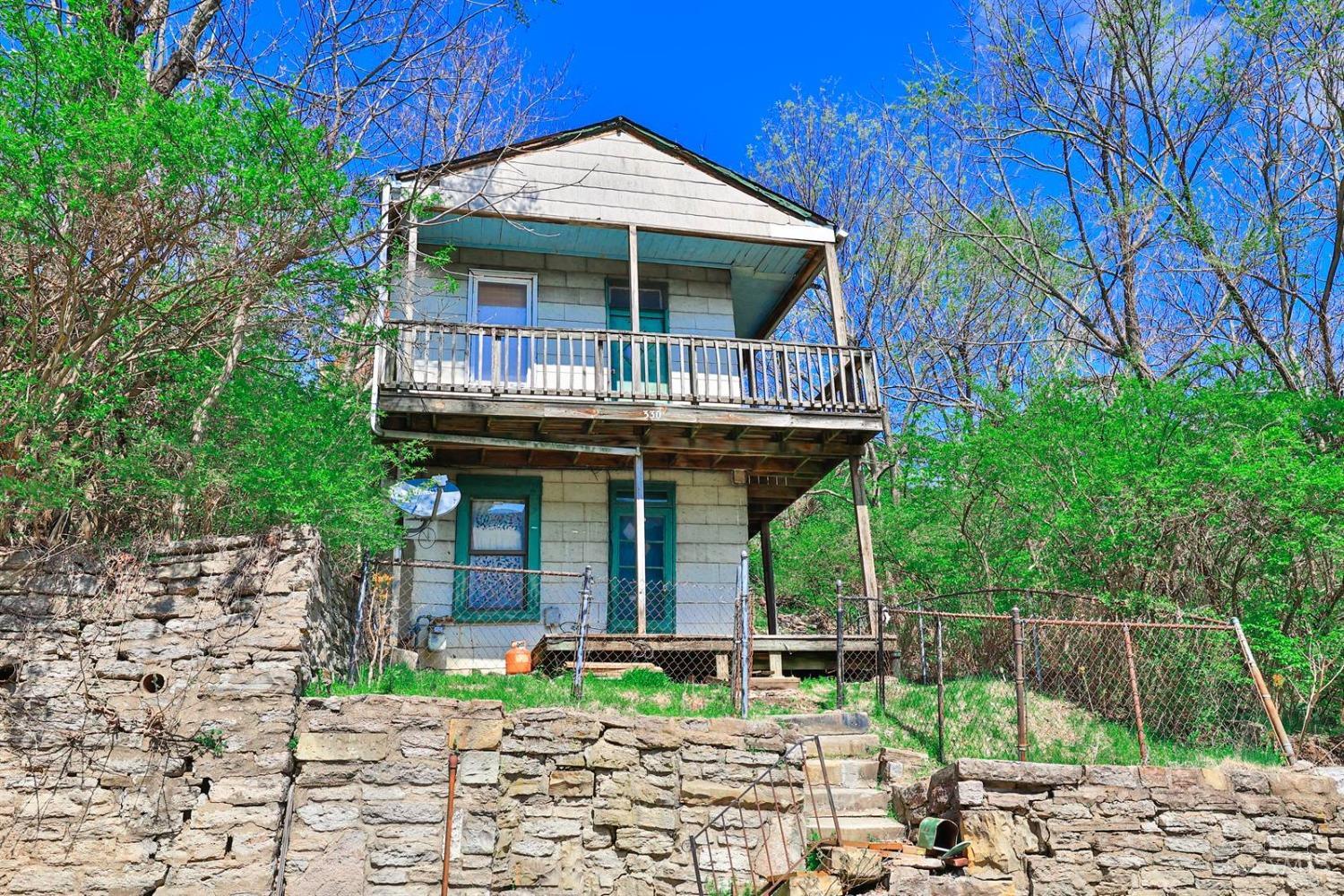 330 Oregon Street, Cincinnati, OH, 45202