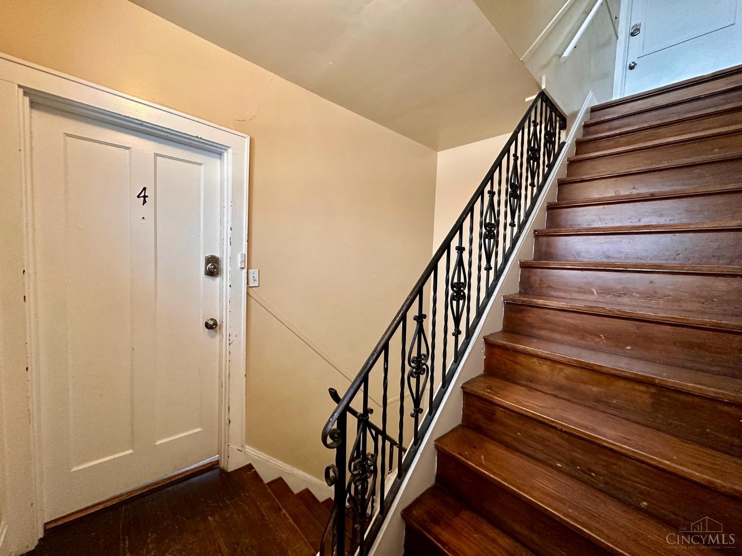1029 Dana Avenue, Cincinnati, OH, 45229 — photo 10