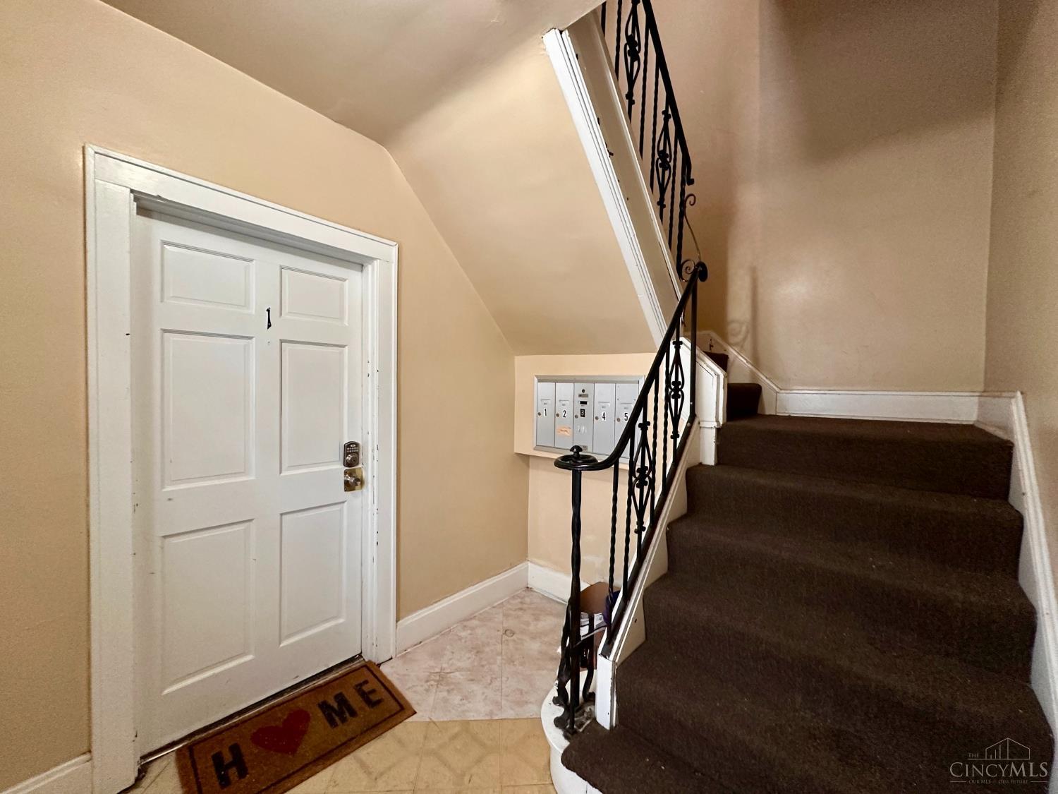 1025 Dana Avenue, Cincinnati, OH, 45229 — photo 9