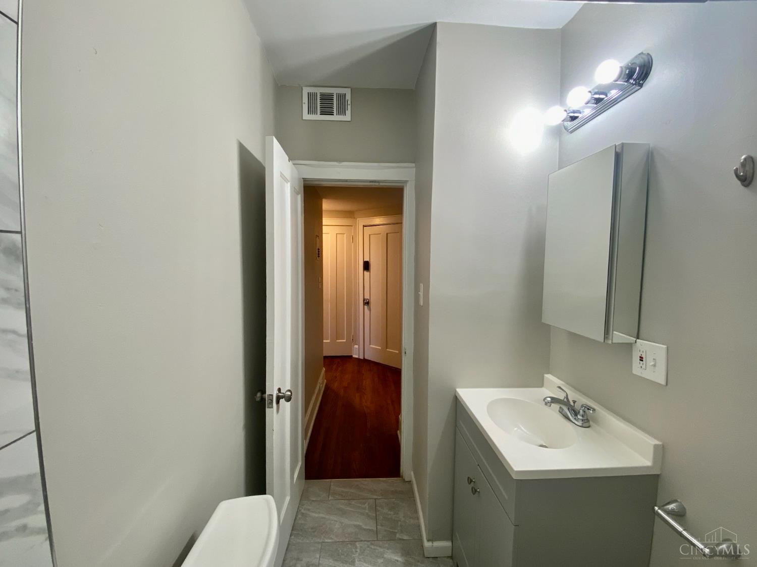 1029 Dana Avenue, Cincinnati, OH, 45229 — photo 39