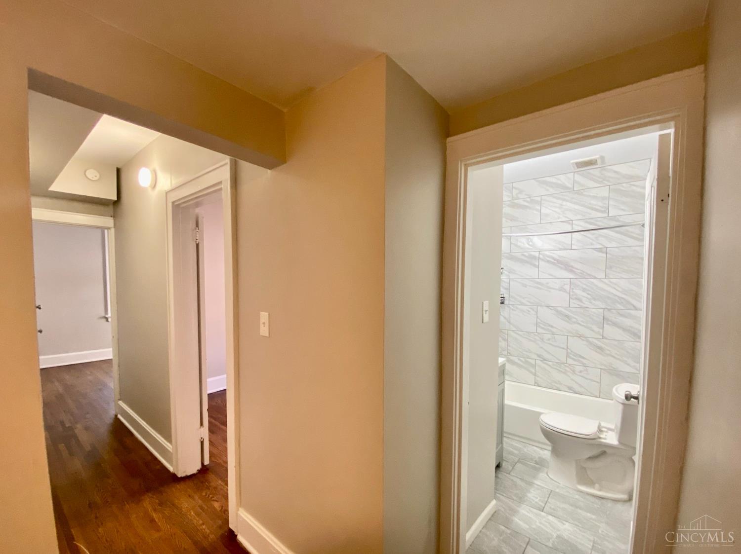 1029 Dana Avenue, Cincinnati, OH, 45229 — photo 37