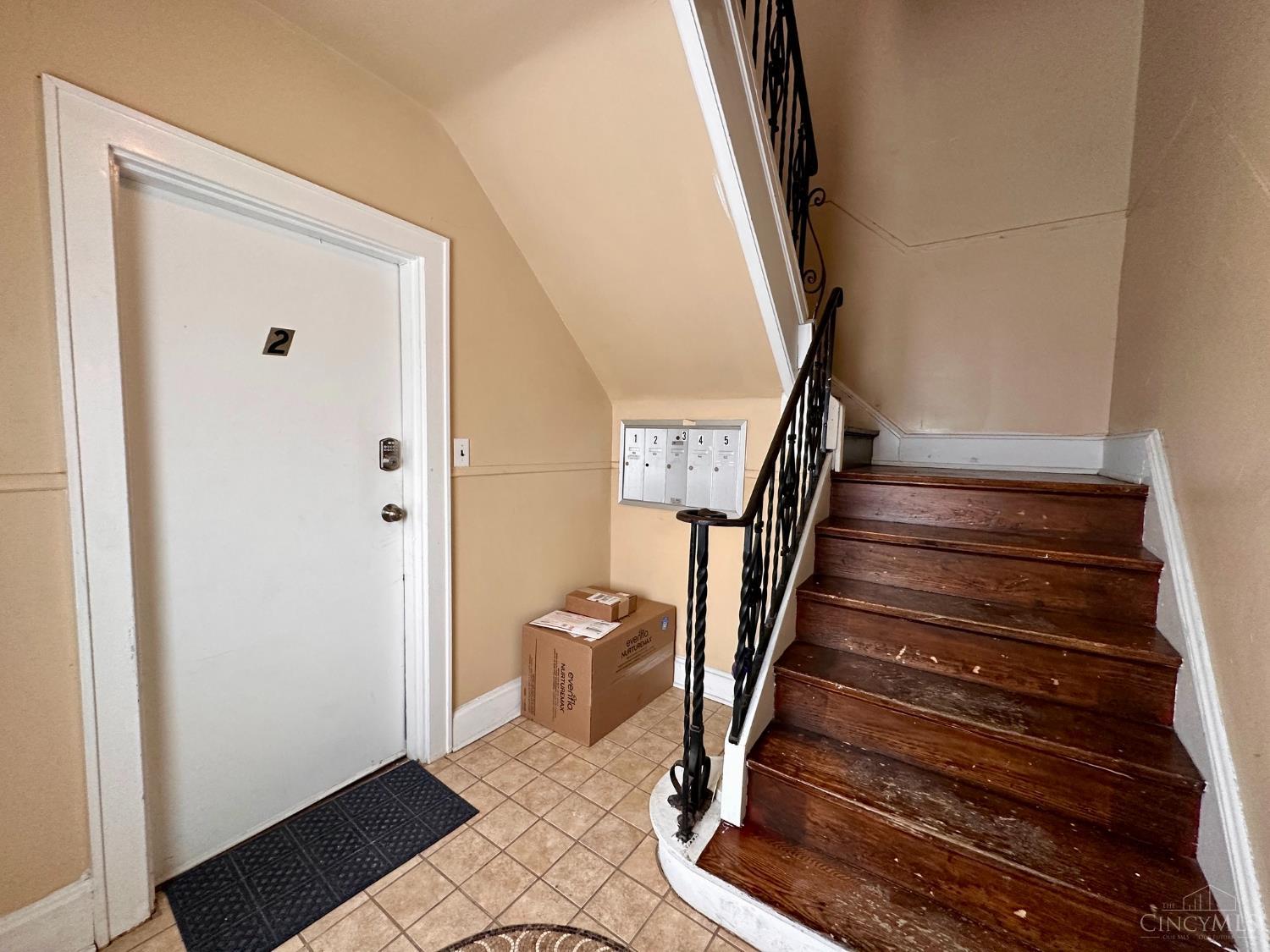 1029 Dana Avenue, Cincinnati, OH, 45229 — photo 9